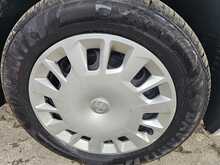 Vauxhall Combo 1.5 Turbo D 2300 Sportive Panel Van 6dr Diesel Manual L2 H1 Euro 6 (100 ps) 