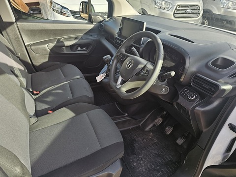 1.5 Turbo D 2300 Sportive Panel Van 6dr Diesel Manual L2 H1 Euro 6 (100 ps)