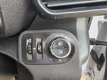 Vauxhall Combo 1.5 Turbo D 2300 Sportive Panel Van 6dr Diesel Manual L2 H1 Euro 6 (100 ps) 