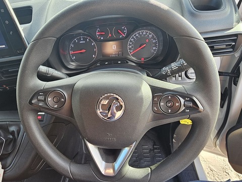 1.5 Turbo D 2300 Sportive Panel Van 6dr Diesel Manual L2 H1 Euro 6 (100 ps)