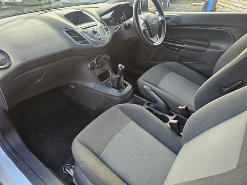 1.6 TDCi ECOnetic II Panel Van 3dr Diesel Manual (87 g/km, 94 bhp)