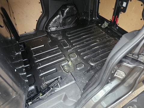 1.0 EcoBoost Limited Panel Van 5dr Petrol Manual L1 Euro 6 (100 ps)