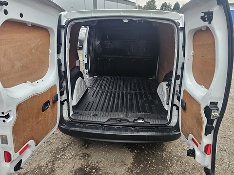 1.5 109 CDI BlueEfficiency Panel Van 5dr Diesel Manual L2 Euro 6 (s/s) (90 ps)