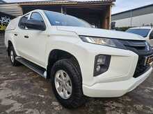Mitsubishi L200 2.2 DI-D DC 4Life Pickup Double Cab 4dr Diesel Manual 4WD Euro 6 (s/s) (150 ps) 