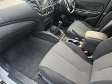 Mitsubishi L200 2.2 DI-D DC 4Life Pickup Double Cab 4dr Diesel Manual 4WD Euro 6 (s/s) (150 ps) 