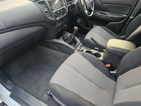 2.2 DI-D DC 4Life Pickup Double Cab 4dr Diesel Manual 4WD Euro 6 (s/s) (150 ps)