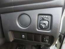 Mitsubishi L200 2.2 DI-D DC 4Life Pickup Double Cab 4dr Diesel Manual 4WD Euro 6 (s/s) (150 ps) 