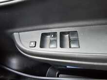 Mitsubishi L200 2.2 DI-D DC 4Life Pickup Double Cab 4dr Diesel Manual 4WD Euro 6 (s/s) (150 ps) 