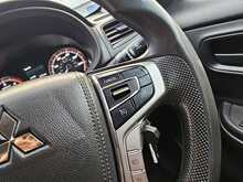 Mitsubishi L200 2.2 DI-D DC 4Life Pickup Double Cab 4dr Diesel Manual 4WD Euro 6 (s/s) (150 ps) 