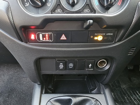 2.2 DI-D DC 4Life Pickup Double Cab 4dr Diesel Manual 4WD Euro 6 (s/s) (150 ps)