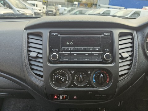 2.2 DI-D DC 4Life Pickup Double Cab 4dr Diesel Manual 4WD Euro 6 (s/s) (150 ps)