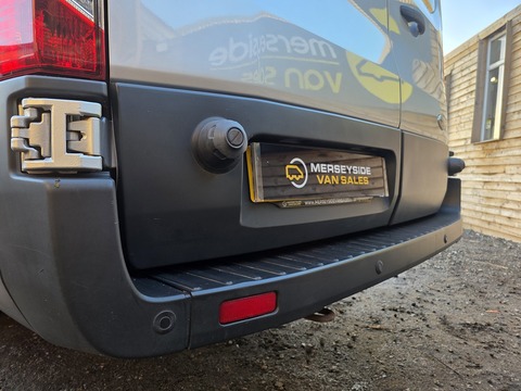 2.2 TDCi 460 HDT Trend Minibus 5dr Diesel Manual L4 H3 (18 seats) (196 g/km, 123 bhp)