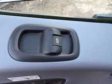 Ford Transit 2.2 TDCi 460 HDT Trend Minibus 5dr Diesel Manual L4 H3 (18 seats) (196 g/km, 123 bhp) 