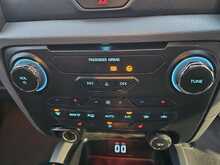 Ford Ranger 3.2 TDCi Wildtrak Pickup Double Cab 4dr Diesel Auto 4WD Euro 5 (200 ps) 