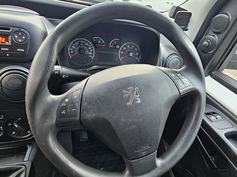 1.3 HDi Professional Panel Van 3dr Diesel Manual FWD L1 H1 (115 g/km, 80 bhp)