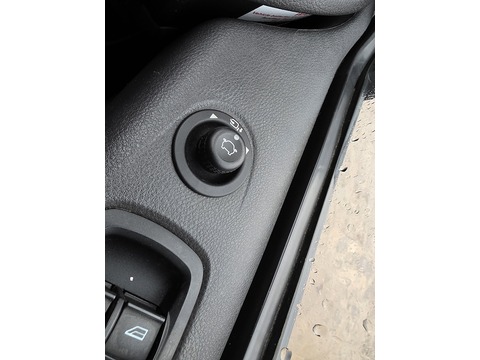 2.0 TDCi 310 Trend Panel Van 5dr Diesel Manual L1 H1 (157 g/km, 128 bhp)