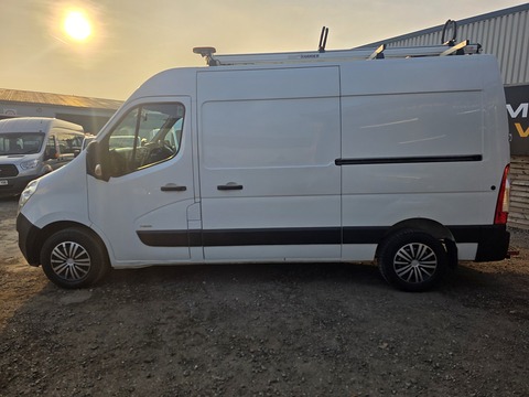 2.3 CDTi 3500 Panel Van 5dr Diesel Manual FWD L2 H2 Euro 6 (130 ps)