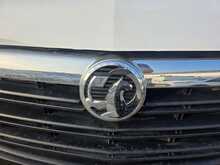 Vauxhall Movano 2.3 CDTi 3500 Panel Van 5dr Diesel Manual FWD L2 H2 Euro 6 (130 ps) 
