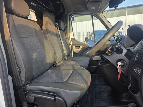 2.3 CDTi 3500 Panel Van 5dr Diesel Manual FWD L2 H2 Euro 6 (130 ps)