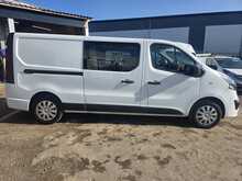 Vauxhall Vivaro 1.6 CDTi 2900 BiTurbo ecoTEC Sportive Crew Van Double Cab 5dr Diesel Manual L2 H1 Euro 6 (s/s) (6 