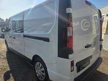 Vauxhall Vivaro 1.6 CDTi 2900 BiTurbo ecoTEC Sportive Crew Van Double Cab 5dr Diesel Manual L2 H1 Euro 6 (s/s) (6 