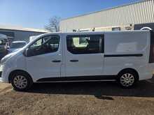 Vauxhall Vivaro 1.6 CDTi 2900 BiTurbo ecoTEC Sportive Crew Van Double Cab 5dr Diesel Manual L2 H1 Euro 6 (s/s) (6 