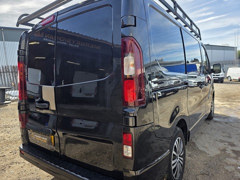 1.6 CDTi 2900 BiTurbo ecoTEC Sportive Crew Van Double Cab 5dr Diesel Manual L1 H1 Euro 6 (s/s) (6 Seat) (125 ps)