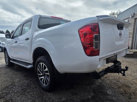 2.3 dCi Visia Pickup Double Cab 4dr Diesel Manual 4WD Euro 6 (s/s) (163 ps)