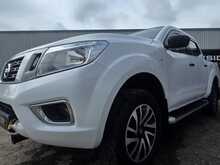 Nissan Navara 2.3 dCi Visia Pickup Double Cab 4dr Diesel Manual 4WD Euro 6 (s/s) (163 ps) 