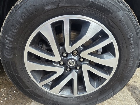 2.3 dCi Visia Pickup Double Cab 4dr Diesel Manual 4WD Euro 6 (s/s) (163 ps)