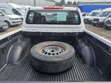 Nissan Navara 2.3 dCi Visia Pickup Double Cab 4dr Diesel Manual 4WD Euro 6 (s/s) (163 ps) 