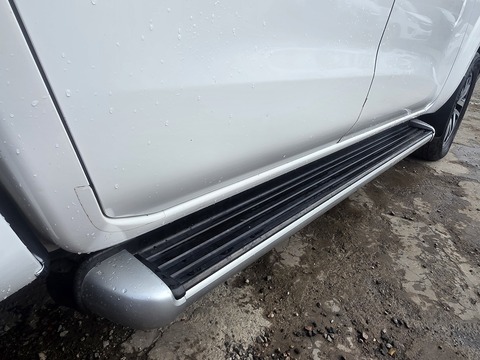 2.3 dCi Visia Pickup Double Cab 4dr Diesel Manual 4WD Euro 6 (s/s) (163 ps)