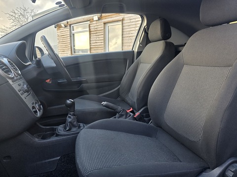 1.3 CDTi ecoFLEX 16v Car Derived Van 3dr Diesel Manual FWD L1 H1 (s/s) (89 g/km, 94 bhp)