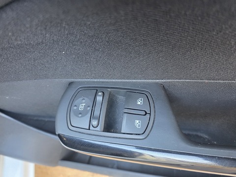 1.3 CDTi ecoFLEX 16v Car Derived Van 3dr Diesel Manual FWD L1 H1 (s/s) (89 g/km, 94 bhp)