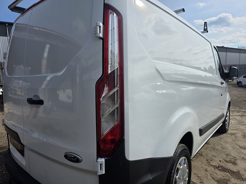 2.2 TDCi 270 ECOnetic Panel Van 5dr Diesel Manual L1 H1 (162 g/km, 98 bhp)