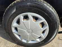 Ford Transit Custom 2.2 TDCi 270 ECOnetic Panel Van 5dr Diesel Manual L1 H1 (162 g/km, 98 bhp) 