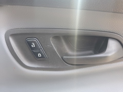 2.2 TDCi 270 ECOnetic Panel Van 5dr Diesel Manual L1 H1 (162 g/km, 98 bhp)