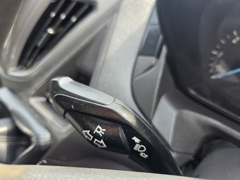 2.2 TDCi 270 ECOnetic Panel Van 5dr Diesel Manual L1 H1 (162 g/km, 98 bhp)