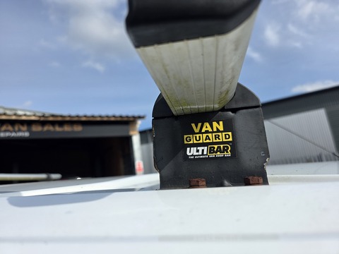 2.2 TDCi 270 ECOnetic Panel Van 5dr Diesel Manual L1 H1 (162 g/km, 98 bhp)