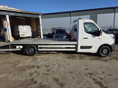  Chassis Cab 2.3 Manual Diesel