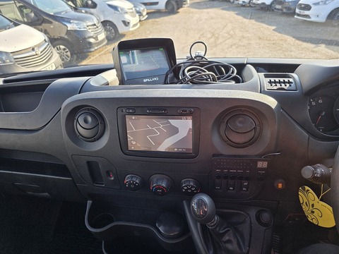  Chassis Cab 2.3 Manual Diesel