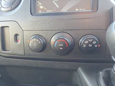  Chassis Cab 2.3 Manual Diesel
