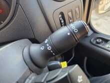 Renault Trucks Master Chassis Cab 2.3 Manual Diesel 