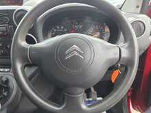 Citroen Berlingo 1.6 HDi 625 LX Panel Van 5dr Diesel Manual L1 (153 g/km, 75 bhp) 