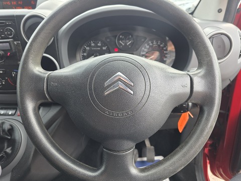 1.6 HDi 625 LX Panel Van 5dr Diesel Manual L1 (153 g/km, 75 bhp)