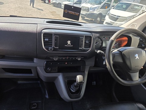 1.6 BlueHDi 1000 Professional Standard Panel Van 6dr Diesel Manual MWB Euro 6 (s/s) (115 ps)
