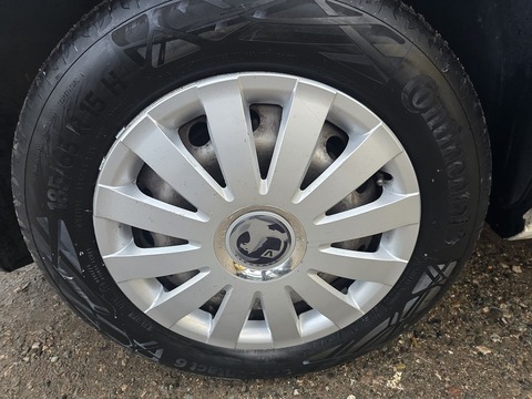1.3 CDTi 2000 Temperature Controlled 3dr Diesel Manual FWD L1 H1 (133 g/km, 94 bhp)