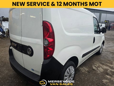 1.3 CDTi 2000 Temperature Controlled 3dr Diesel Manual FWD L1 H1 (133 g/km, 94 bhp)