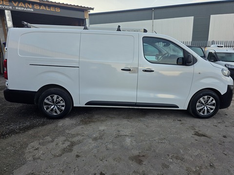 2.0 BlueHDi 1400 Professional Long Panel Van 6dr Diesel Manual LWB Euro 6 (s/s) (120 ps)