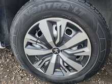Peugeot Expert 2.0 BlueHDi 1400 Professional Long Panel Van 6dr Diesel Manual LWB Euro 6 (s/s) (120 ps) 